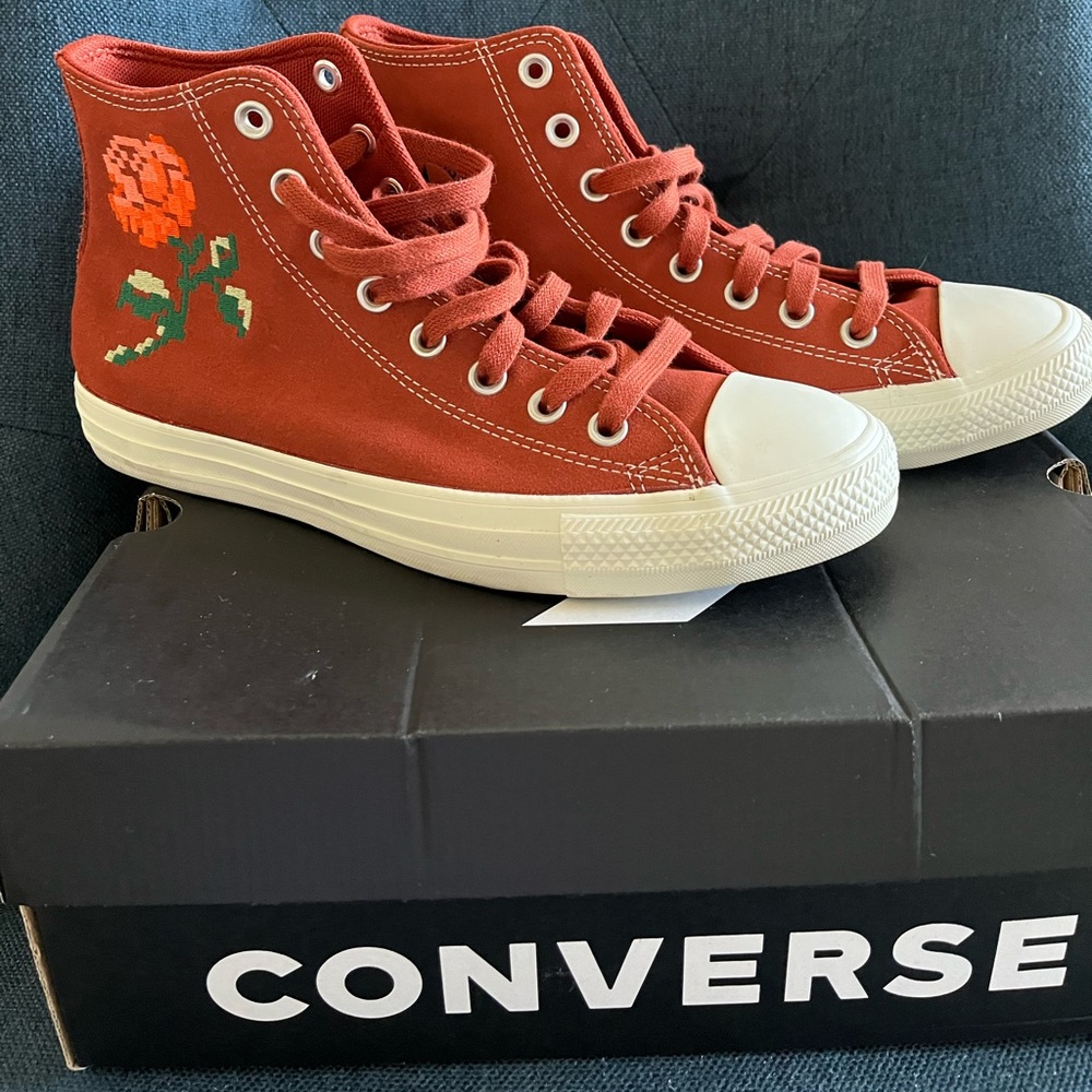 brand new limited edition burnt orange suede embroidered high-top converse